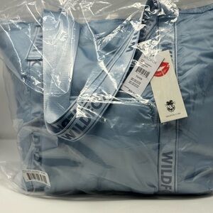 Brand New SEALED Wildfox Blue Puffy Tote  Overnight Bag  Beach Pool GREAT GIFT